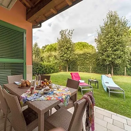 Stunning With Garden And Shared Swimming Pool * Lignano Sabbiadoro