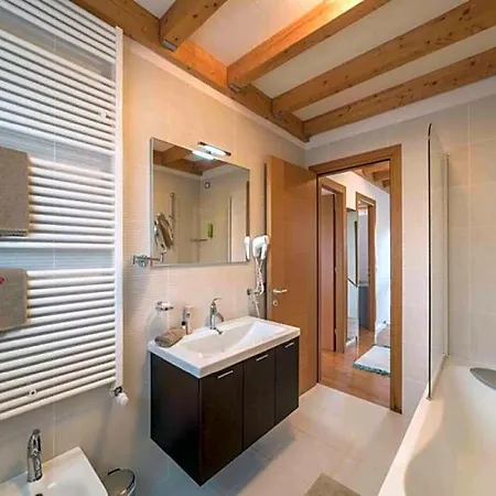 Stunning With Garden And Shared Swimming Pool *